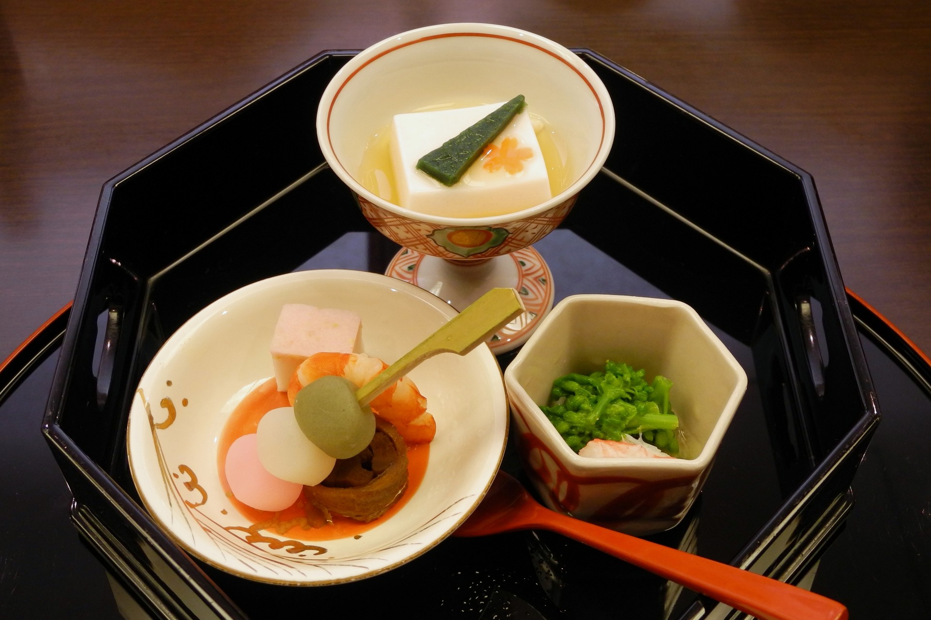 Японский обед. Японская кухня. Японские блюда. Япония еда. Японские блюда Эстетика.