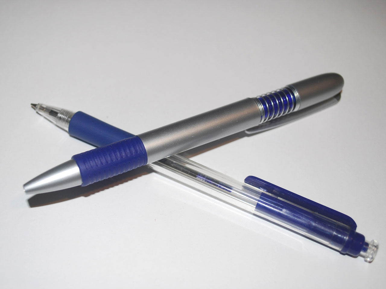 Filling pen. Ручки. Шариковая ручка. Ручка Ball Pen. Шариковые ручки с узором.