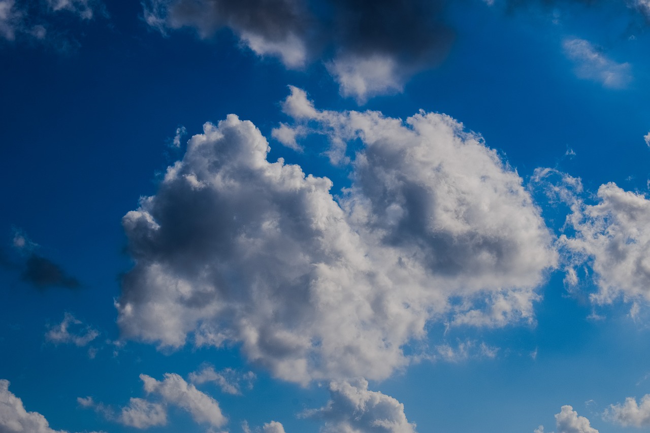 Погода без слов. Небо Заря книжный Формат. Pixabay clouds Sky. Air weather. Arjan 1954 Sky Blue.