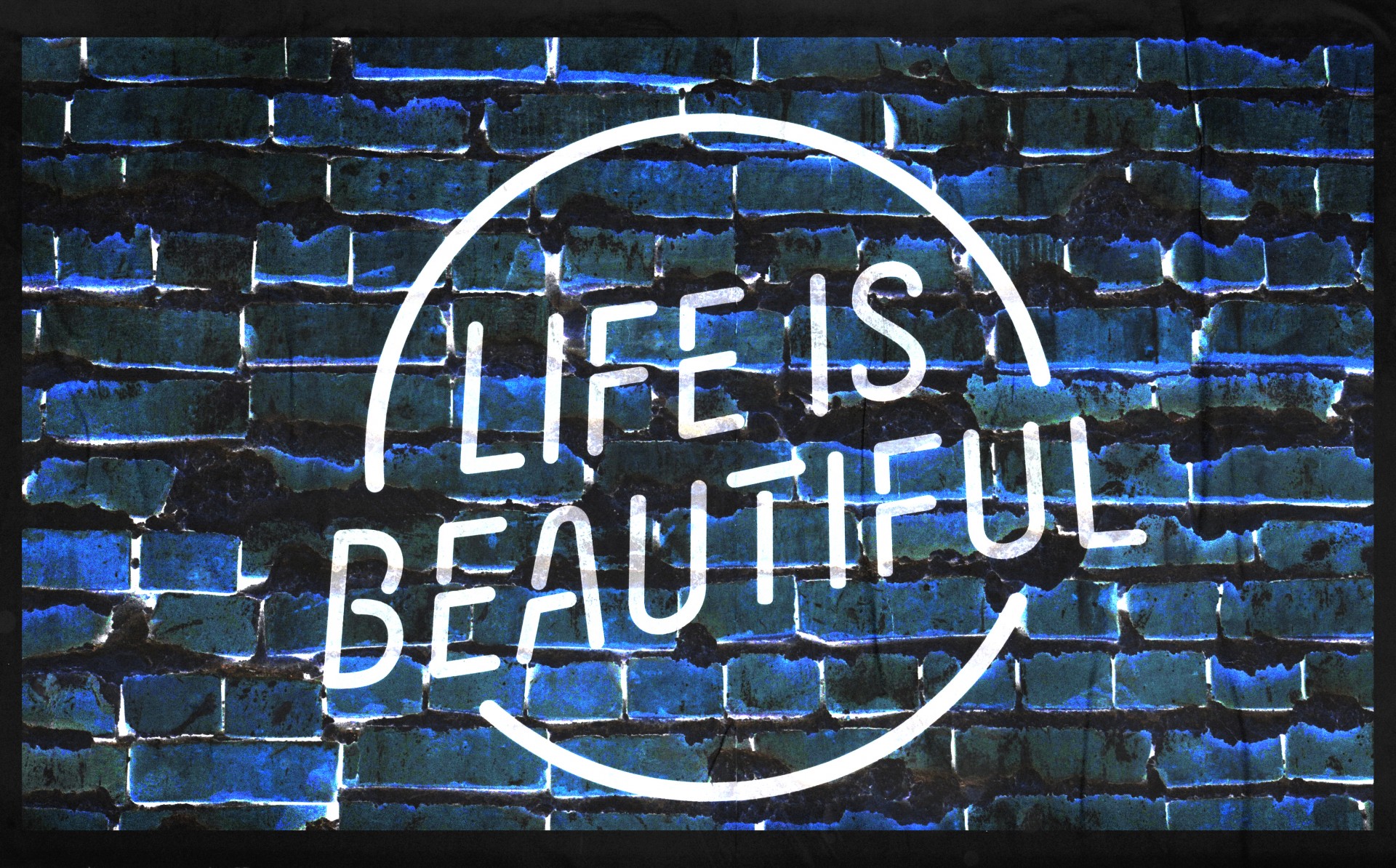 Life i beautiful. Life is beautiful. Life is beautiful картинки. Надпись Live is beautiful картинки. Life is Life красивая картинка.