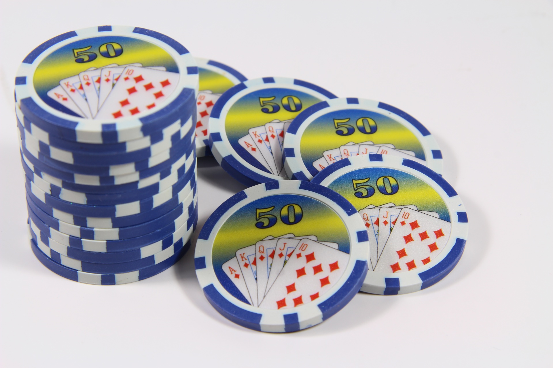 Фишки поинт. Фишки для покера. Фишки из покера. Классические фишки для покера. Фигуры из покерных фишек.