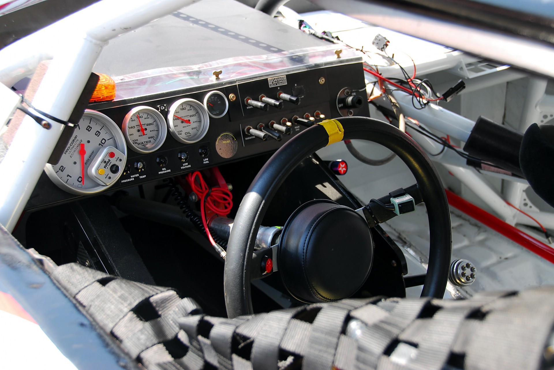 Race car,steering wheel,dashboard,interior,rally - free photo from needpix....