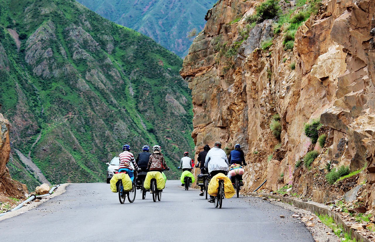 Фотографии езды велосипед места в Пакистане. Ride travel